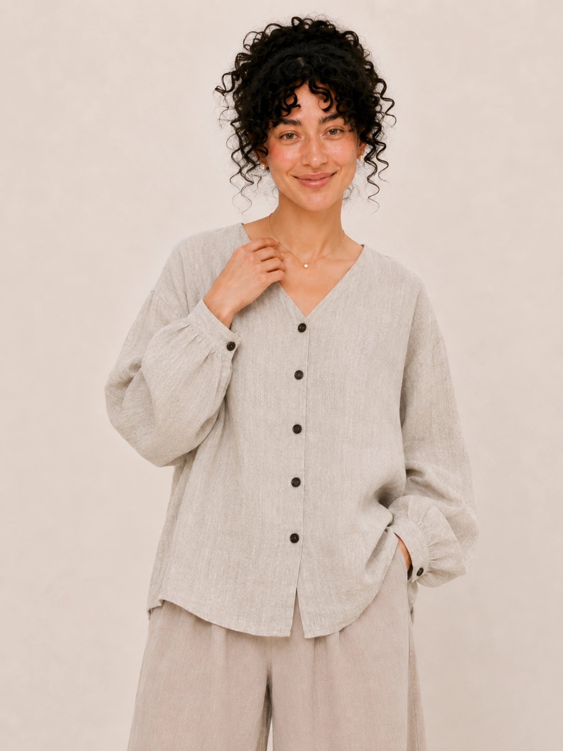100% Linen V-Neck Button-Front Relaxed Top