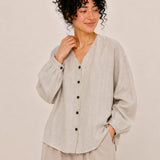 100% Linen V-Neck Button-Front Relaxed Top