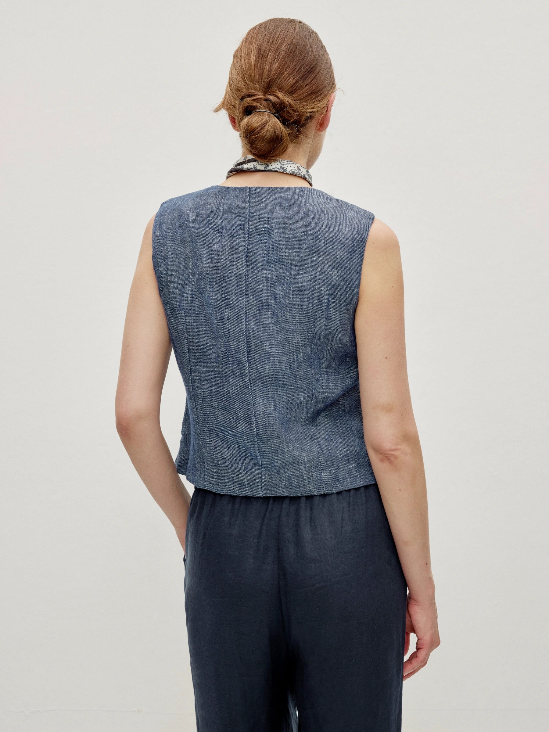 100% Linen V-neck Button Front Vest