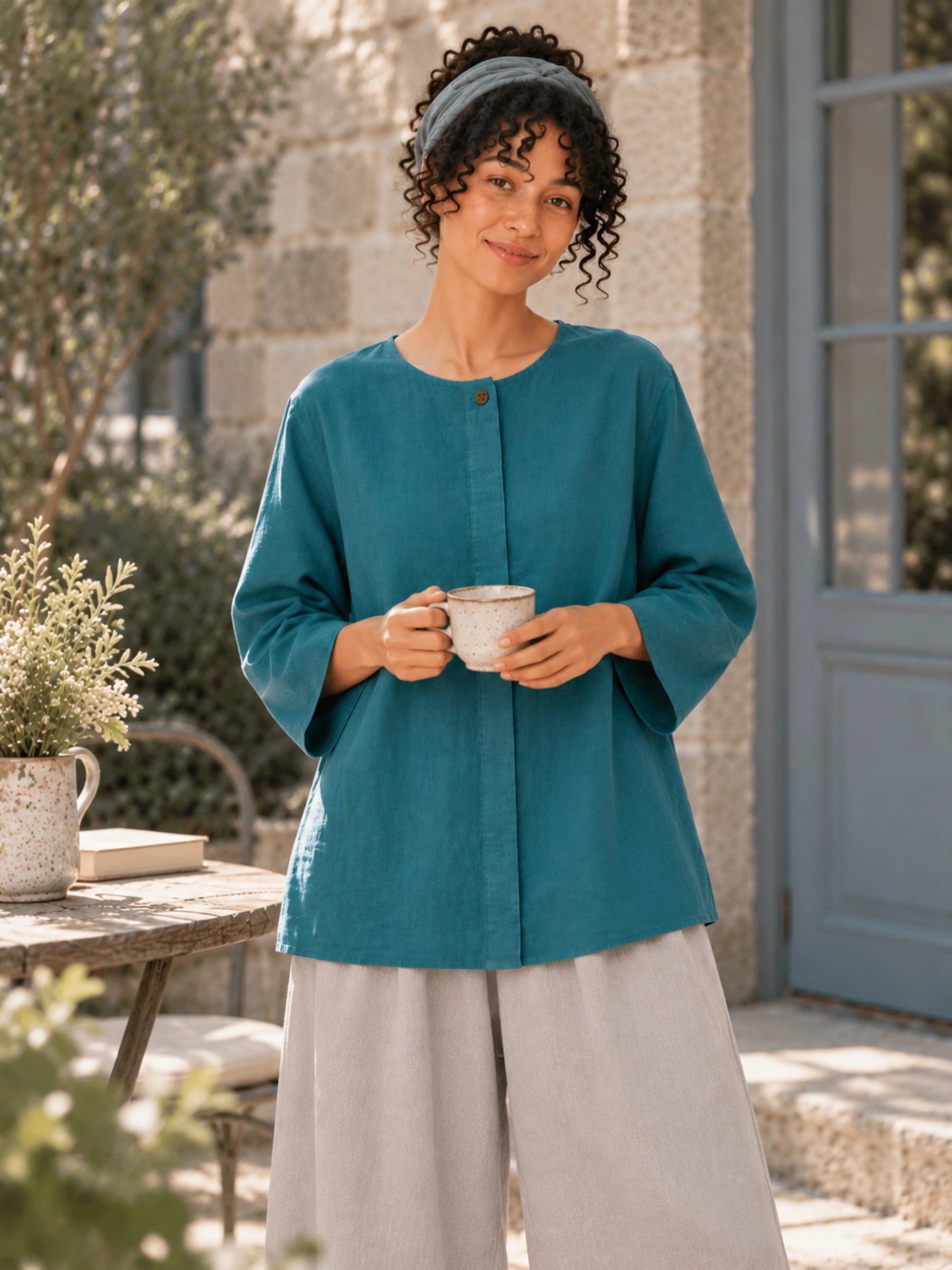 100% Linen Crew-Neck Hidden-Button Relaxed Top