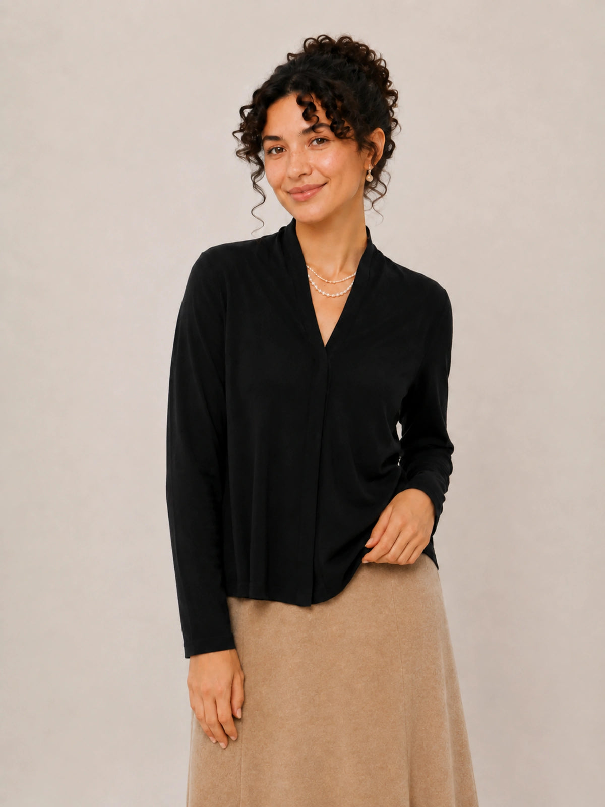 100% Superfine Merino Wool V-Neck Button-Front Cardigan