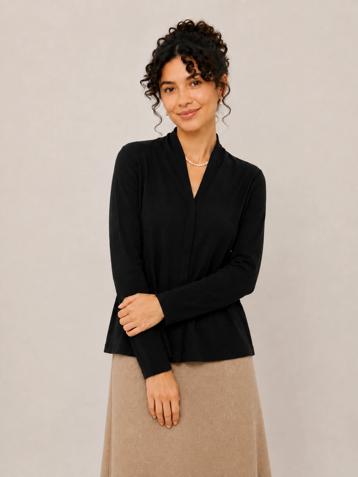 100% Superfine Merino Wool V-Neck Button-Front Cardigan