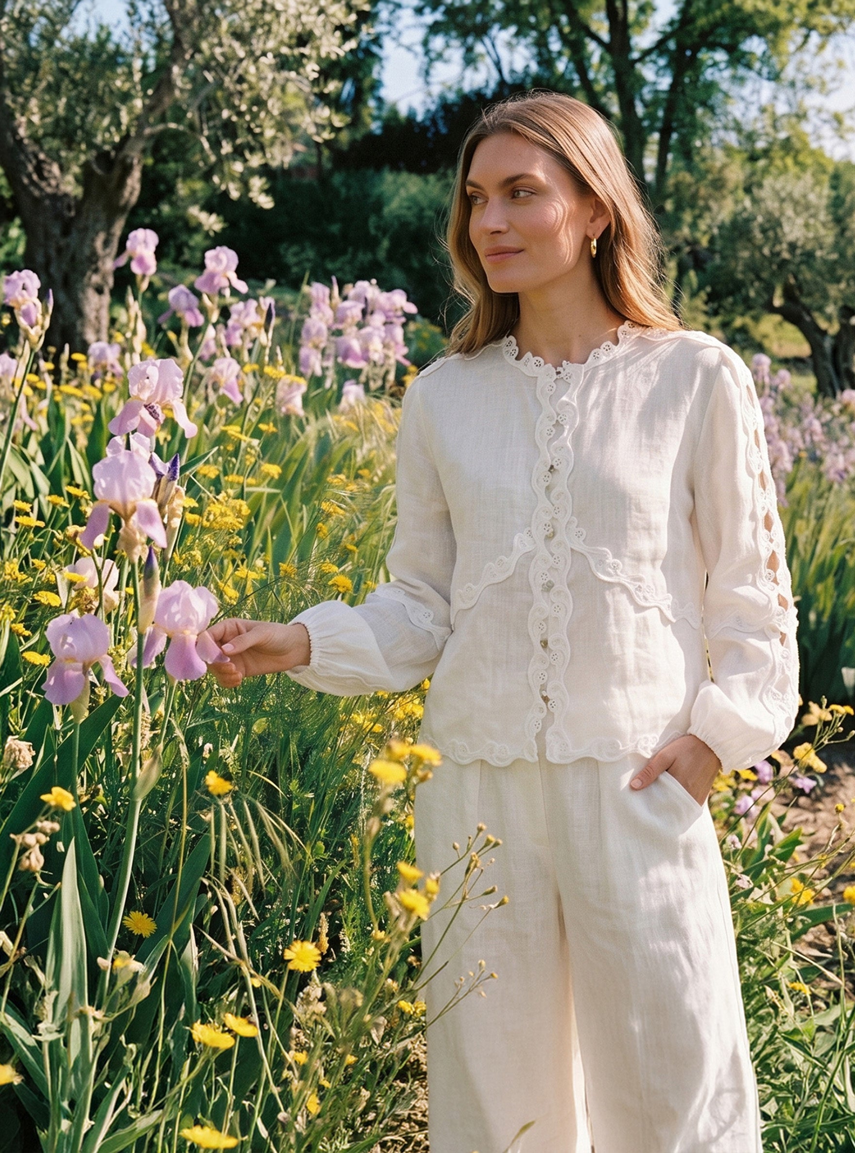 100% Linen Heavy-Embroidered Lace Splicing Side Cutouts Elasticated Cuffs Blouse