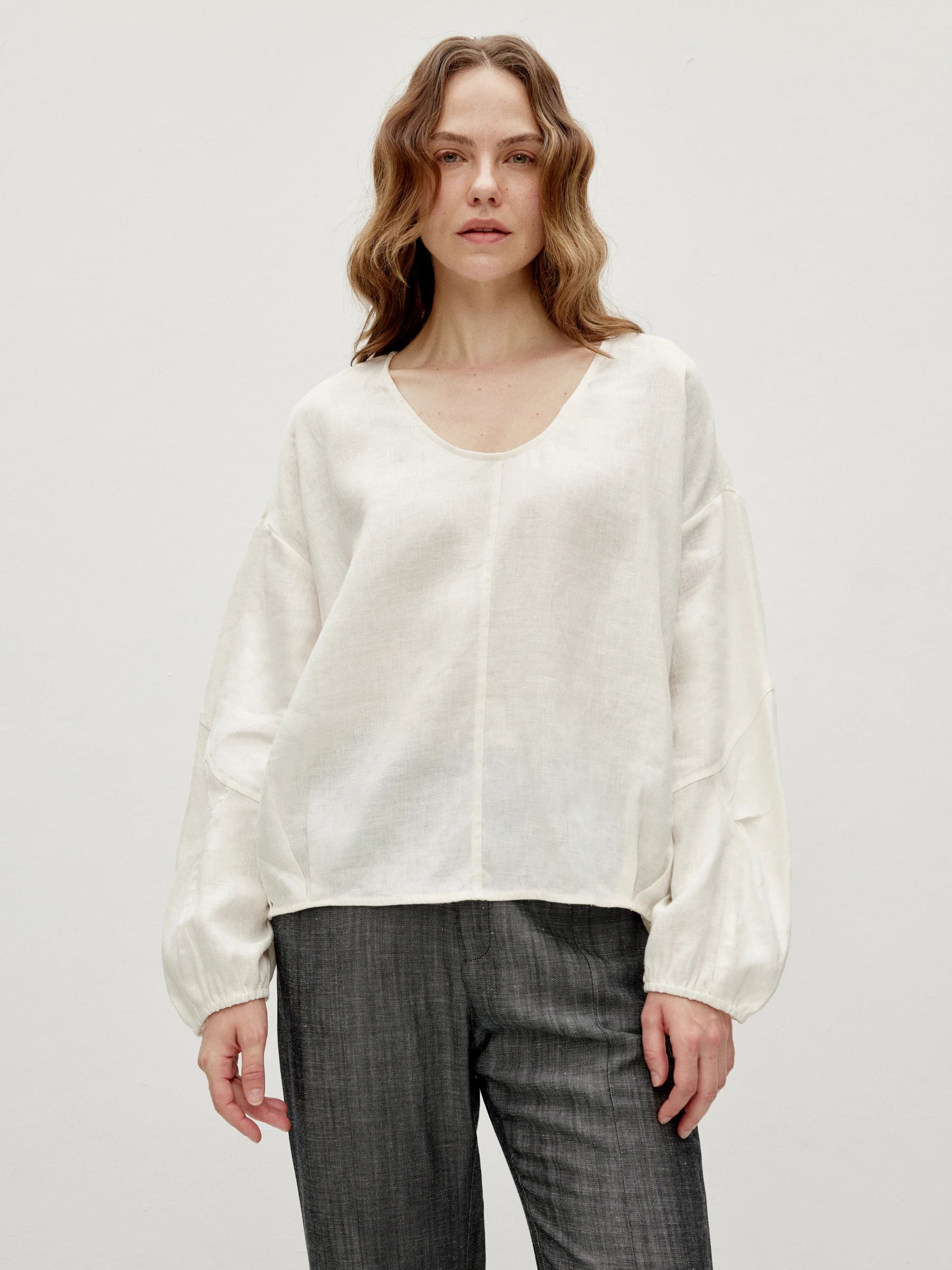 100% U-Neck Elasticated Cuffs Pleated Long Sleeve Blouse