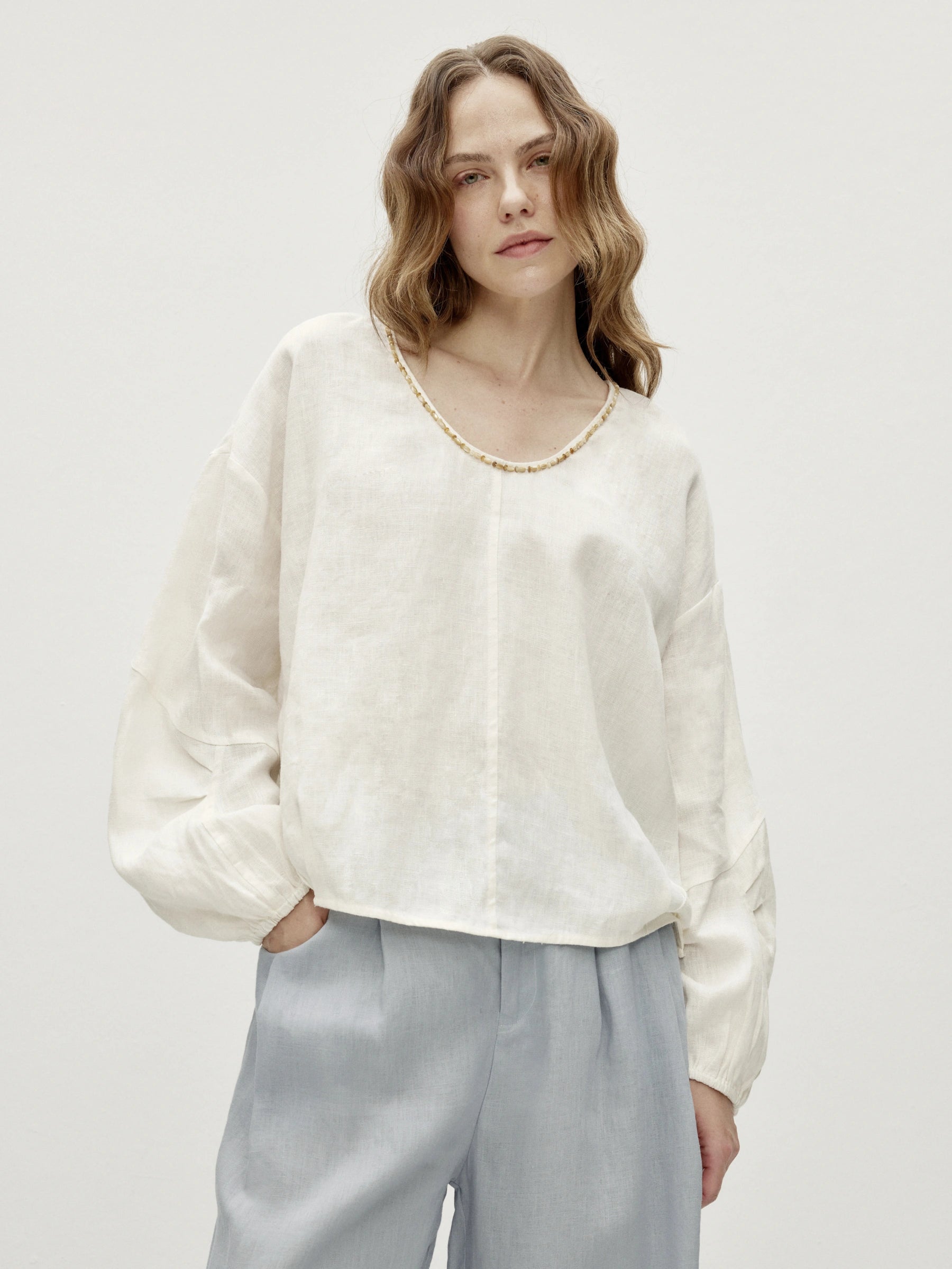 100% Linen Beaded Neckline Elastic Cuffs Blouse