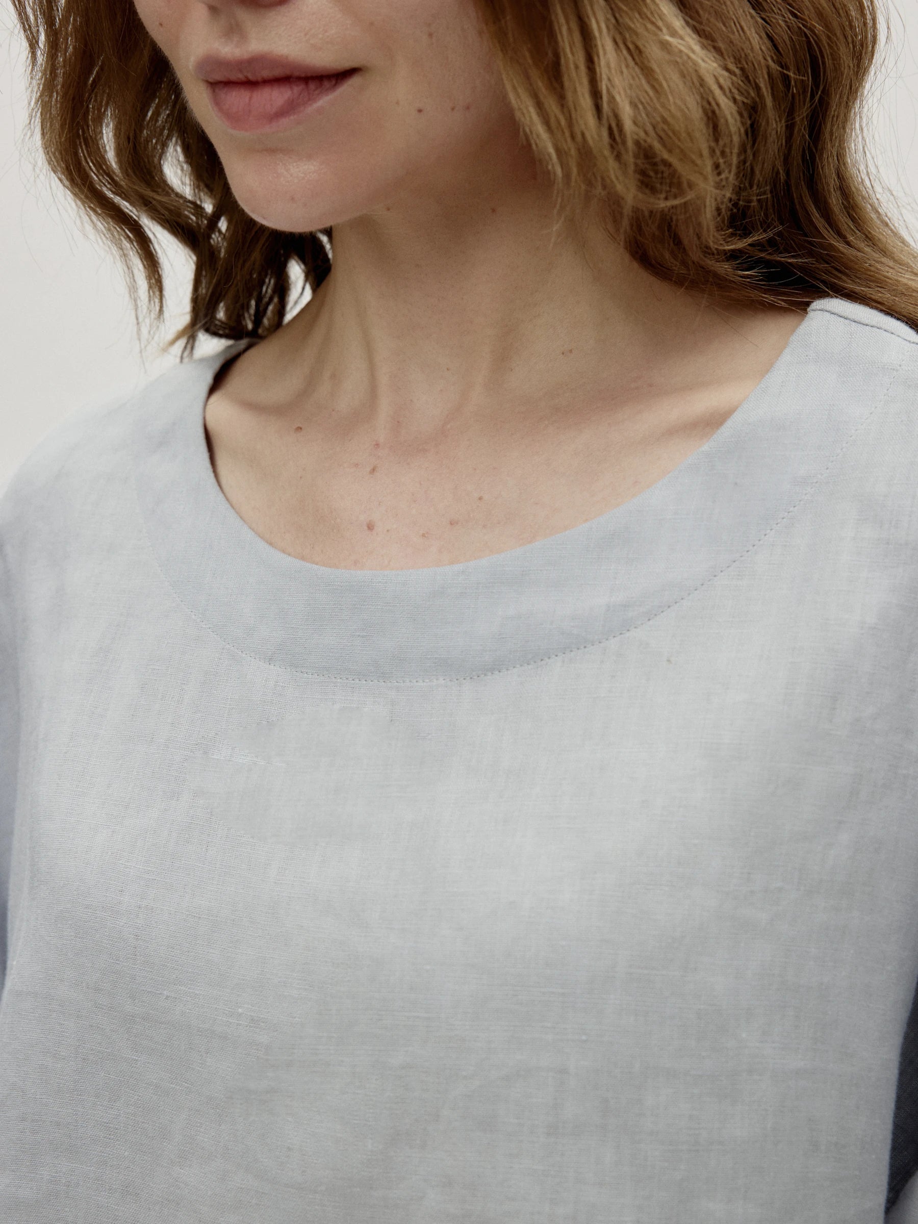 100% Linen Round Neck Half Sleeve Curved Hem Relaxed Blouse