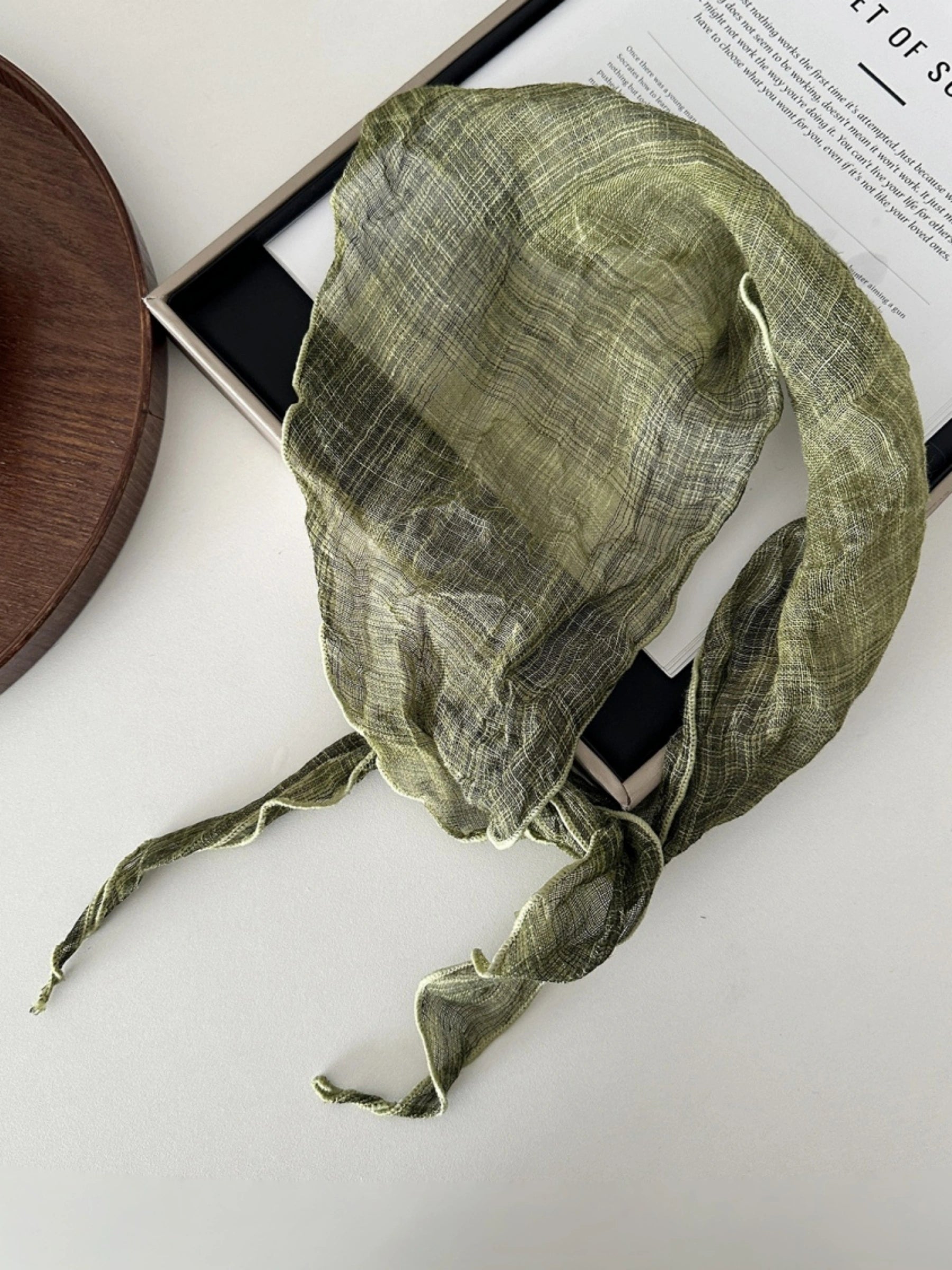 100% Linen Plaid Crinkle Scarf