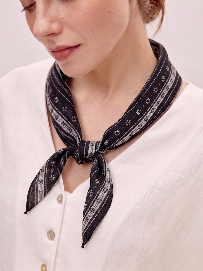 Linen Cotton Retro Triangular Scarf