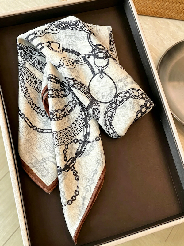 Retro-Artistic Printed Scarf