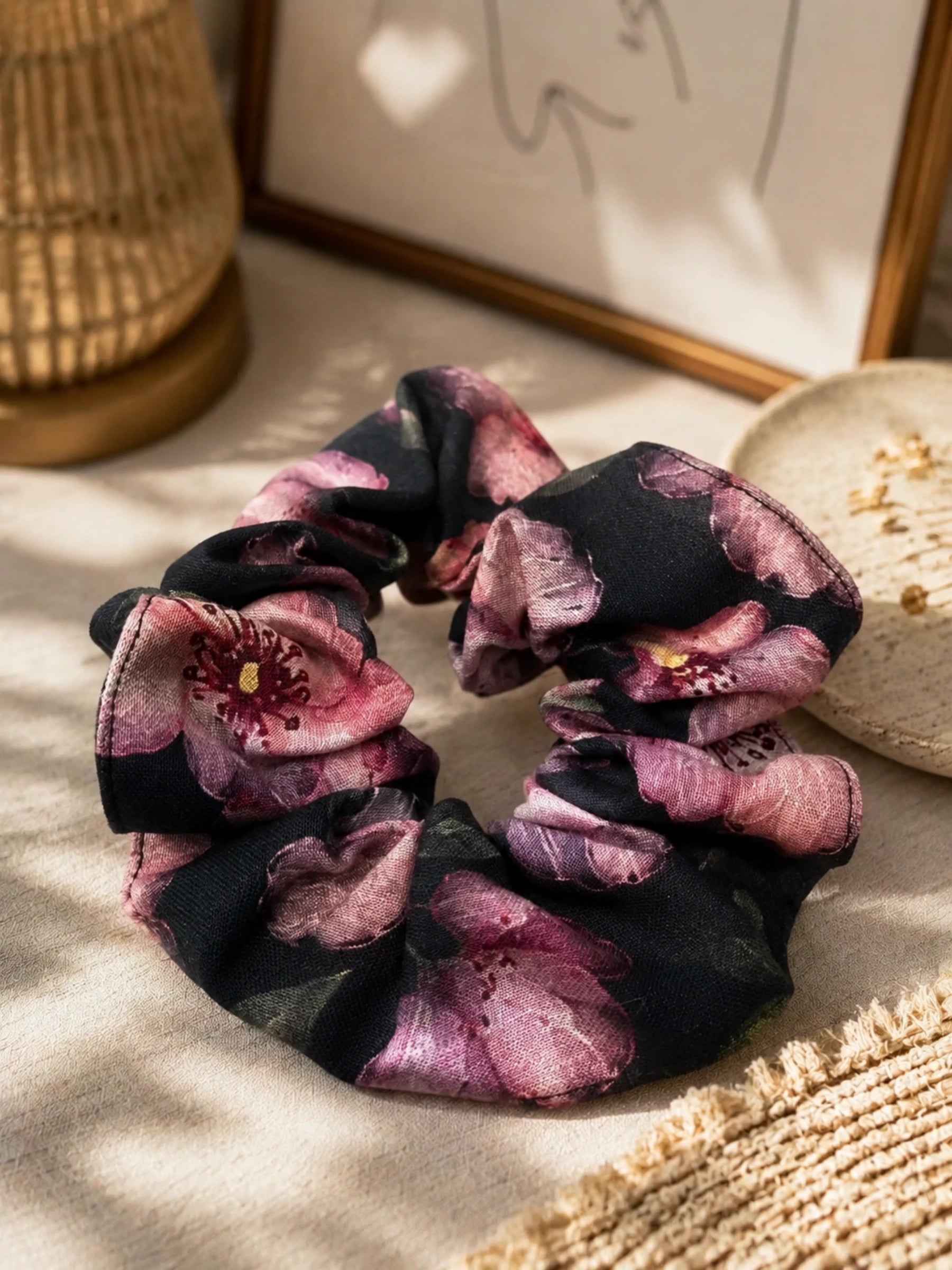 100% Linen Vintage Print Scrunchie
